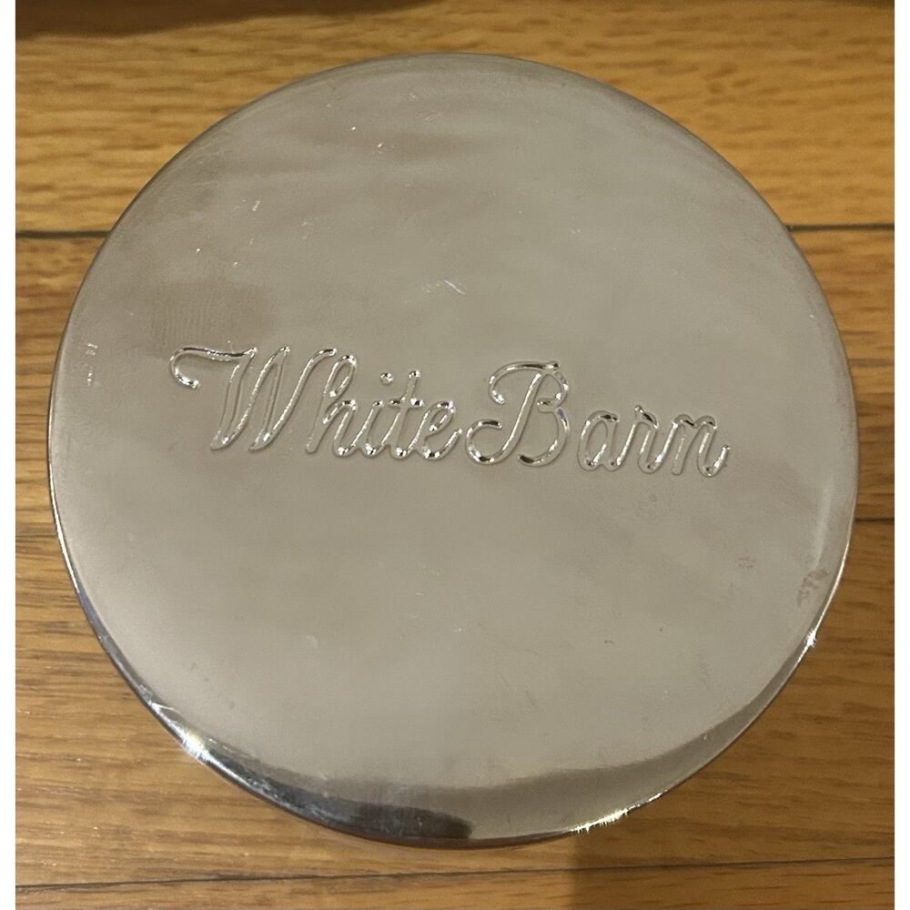 New White Barn 14.5 oz White Gardenia Candle - Picture 5 of 7
